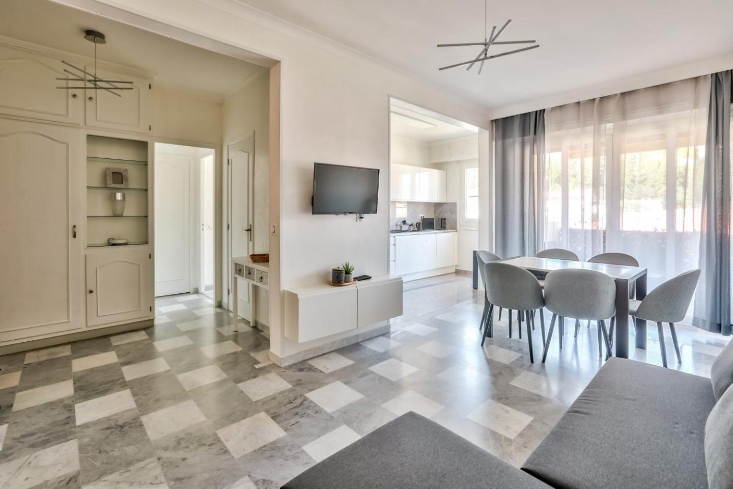 Apartment Superbe T2 Avec Terrasse Et Parking