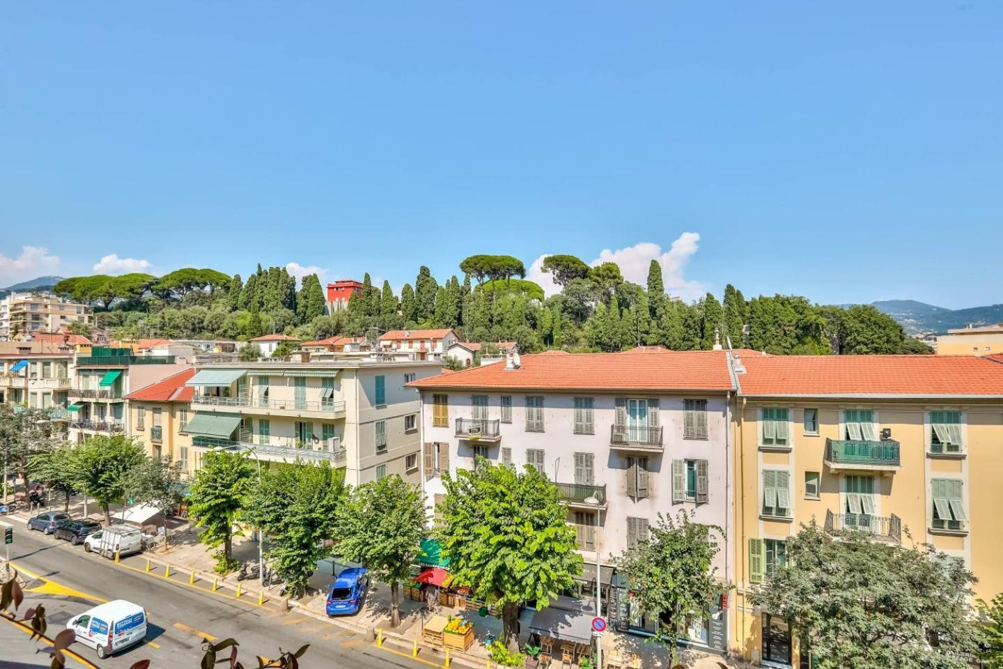 Superbe T2 Avec Terrasse Et Parking Apartment *